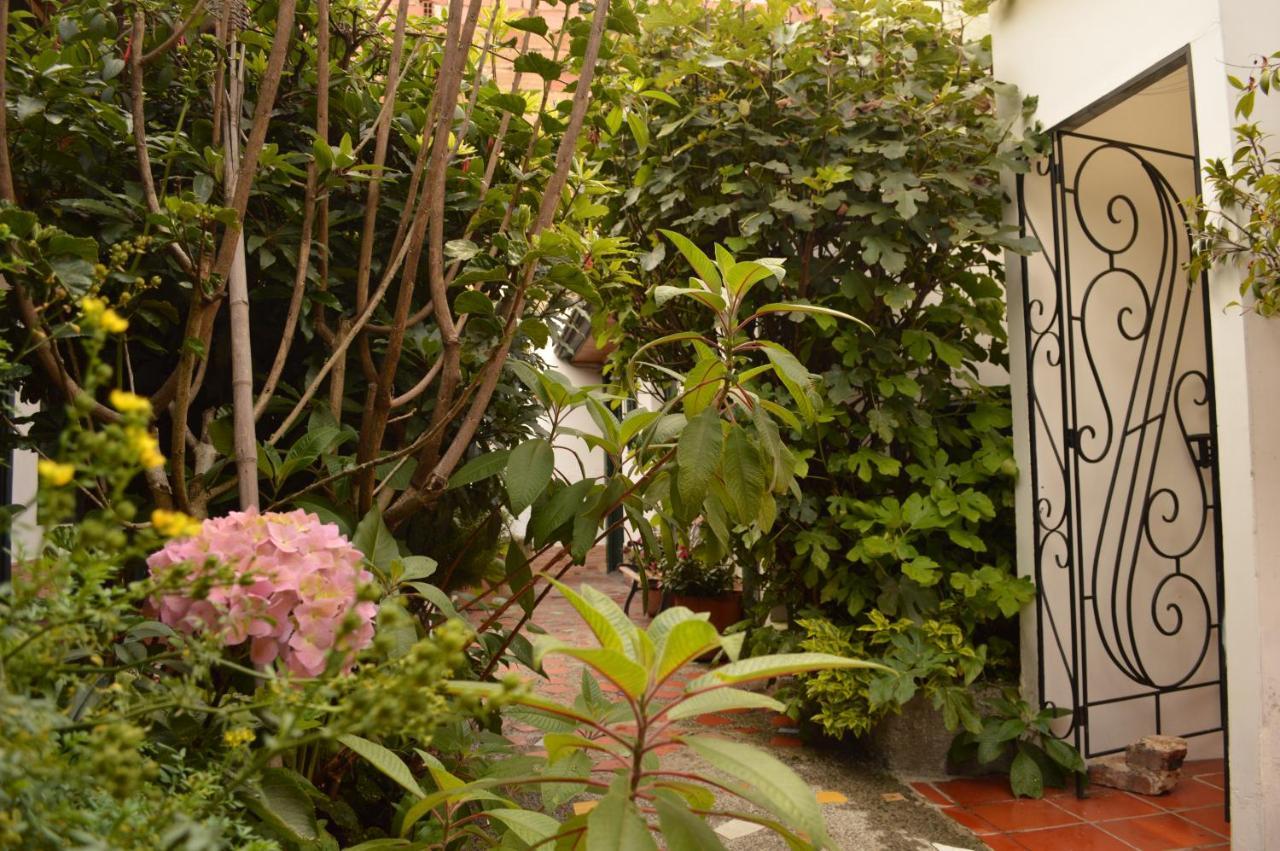 Hostal Sue Candelaria Bogotá Zewnętrze zdjęcie