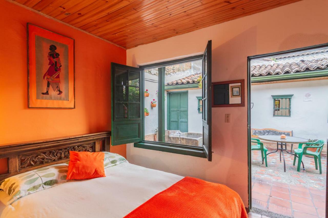 Hostal Sue Candelaria Bogotá Zewnętrze zdjęcie